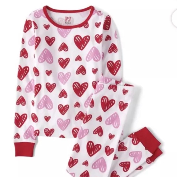 The Children's Place Other - The Children’s Place Girls Asst. Red Hearts Long Sleeve Pajamas Size 6X/7 NEW
